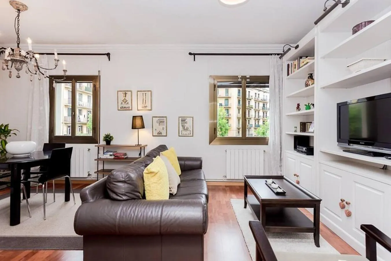 Central 2 Bedroom By Sagrada Familia Apartment Barcelona